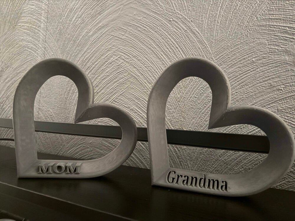 3D Printed Mom Shelf Decor